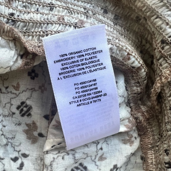 Aritzia Sunday Best Blouse in Vintage XS 💖 Host Pick 💖 - Picture 9 of 10